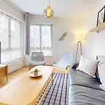 Elegance, 6 Pers 1 Parking Lejlighed