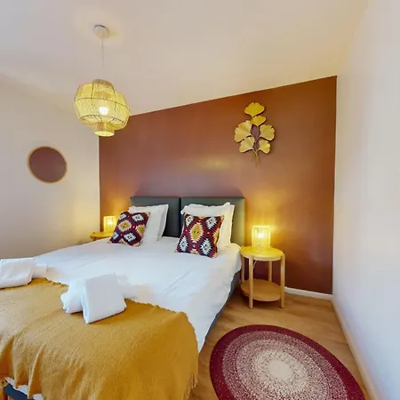 Elegance, 6 Pers 1 Parking Apartment