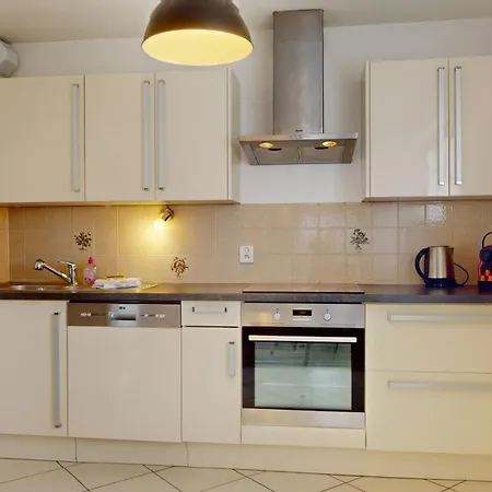 Elegance, 6 Pers 1 Parking Apartment Colmar