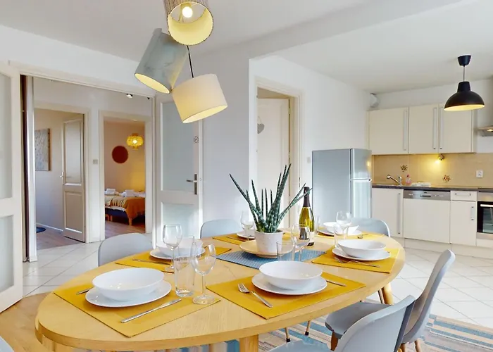 Elegance, 6 Pers 1 Parking *